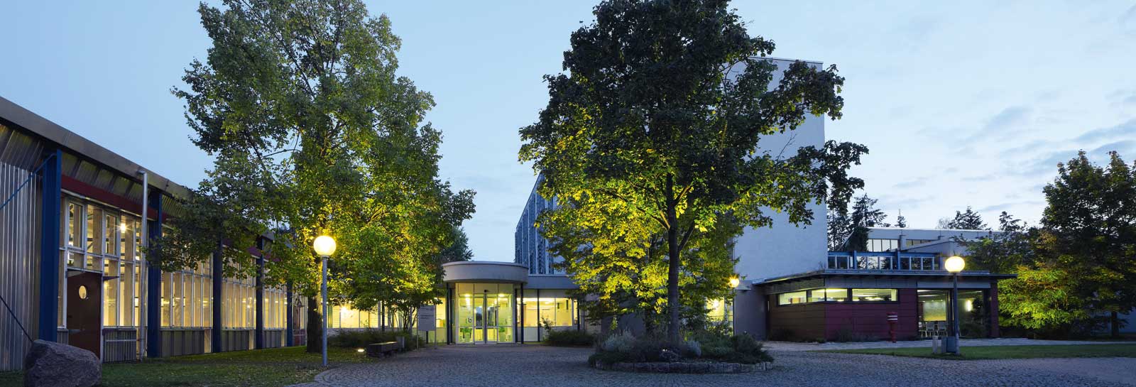 Entrance to the BFW Hotel in Nuremberg by night