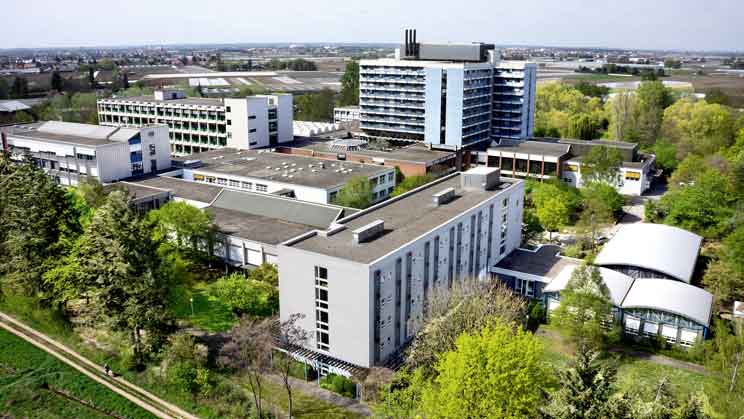 Aerial view of Berufsförderungswerk Nuremberg with the BFW Hotel in the foreground.